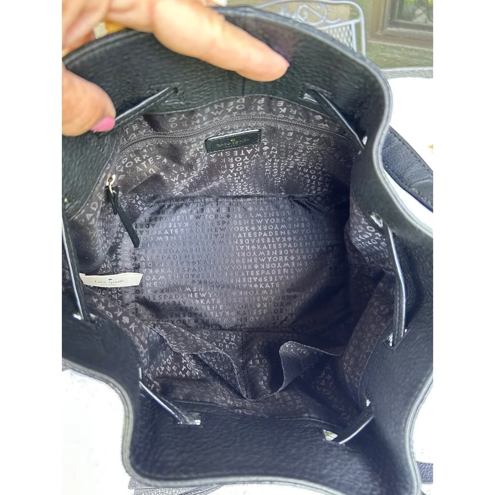 Kate Spade Grey Street Cooper Bucket Bag Black Pebbled Leather Crossbody